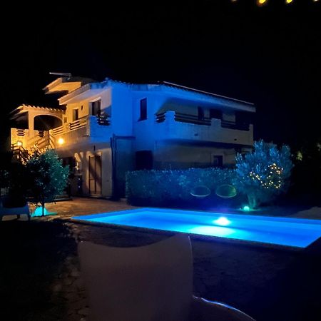 Il Tramonto Hotell Giba Exteriör bild