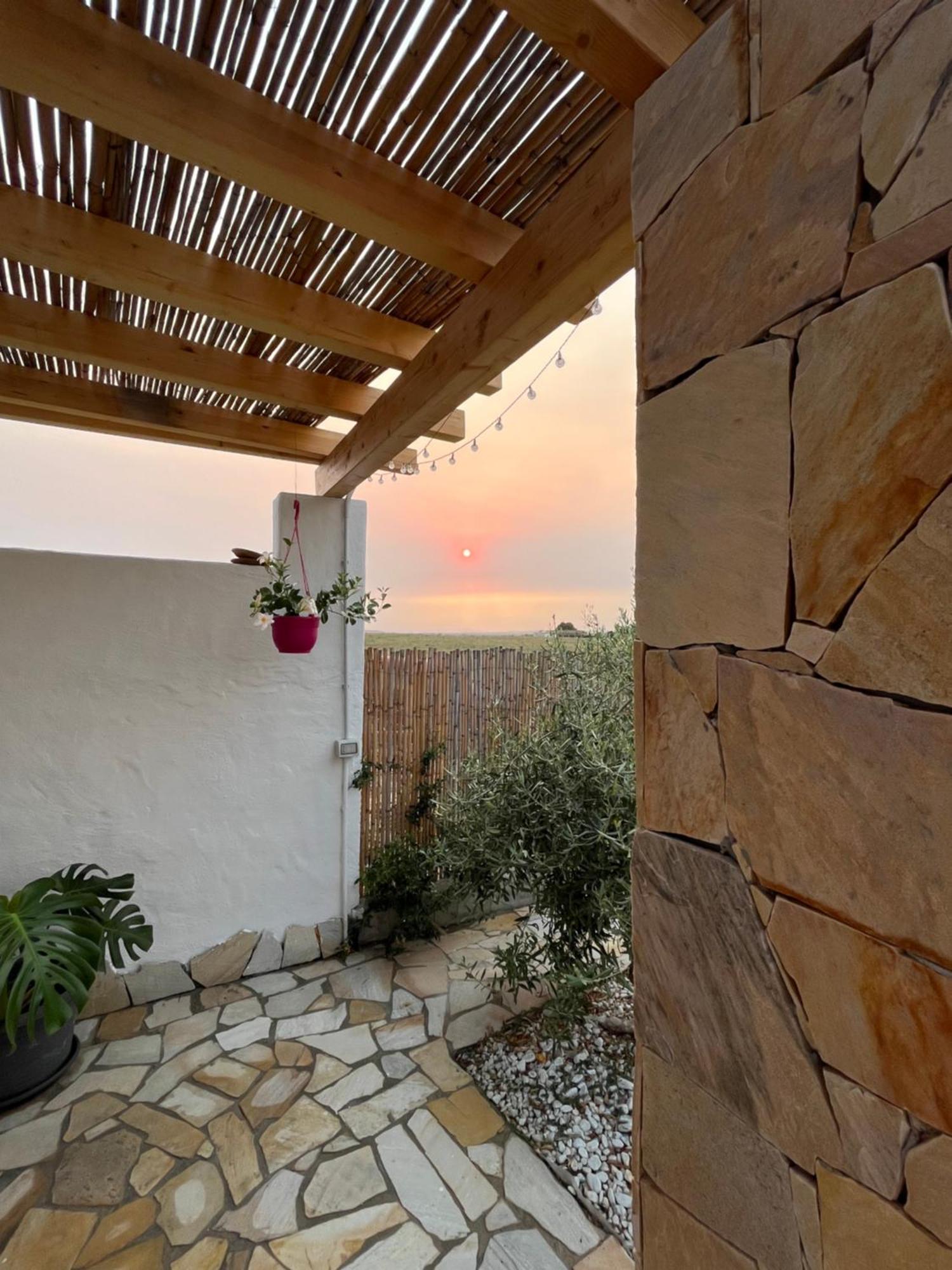 Il Tramonto Hotell Giba Exteriör bild